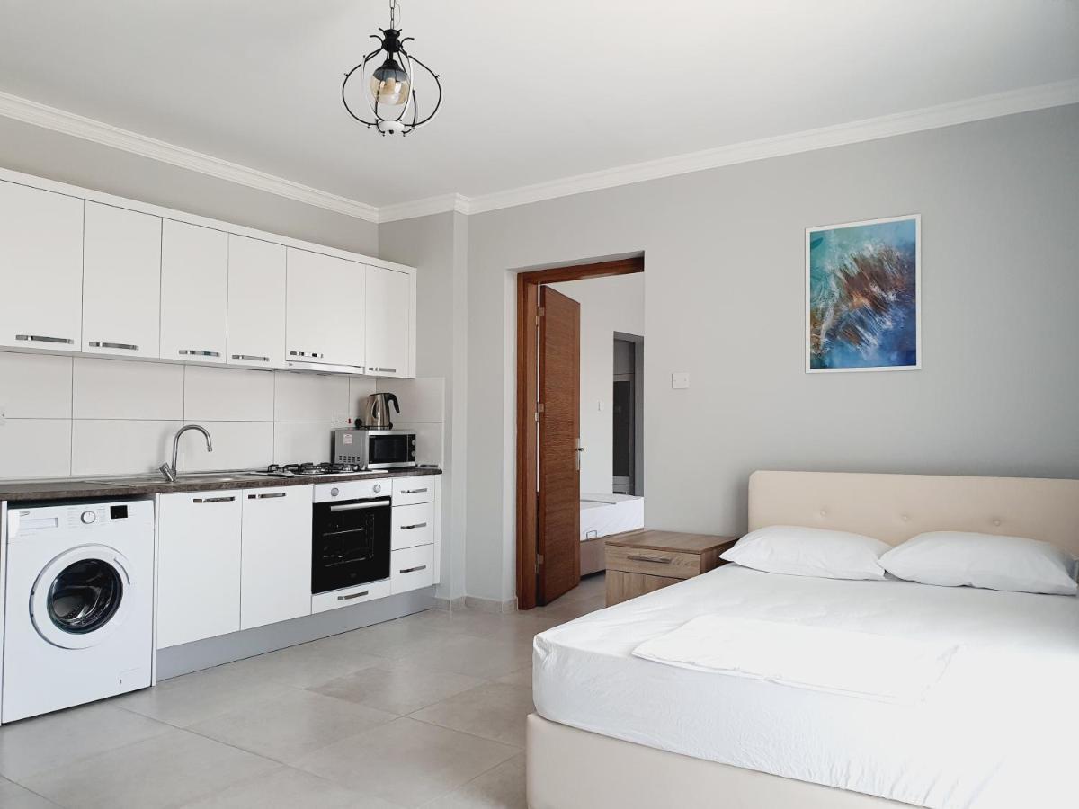 Royal Life Poseidon B Apartment Agios Georgios  Luaran gambar